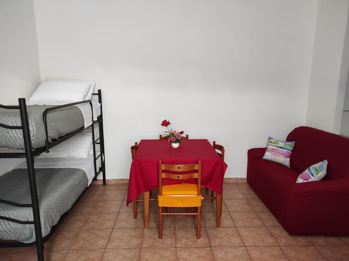 Apartament Casa Di Luca Lecco Zewnętrze zdjęcie